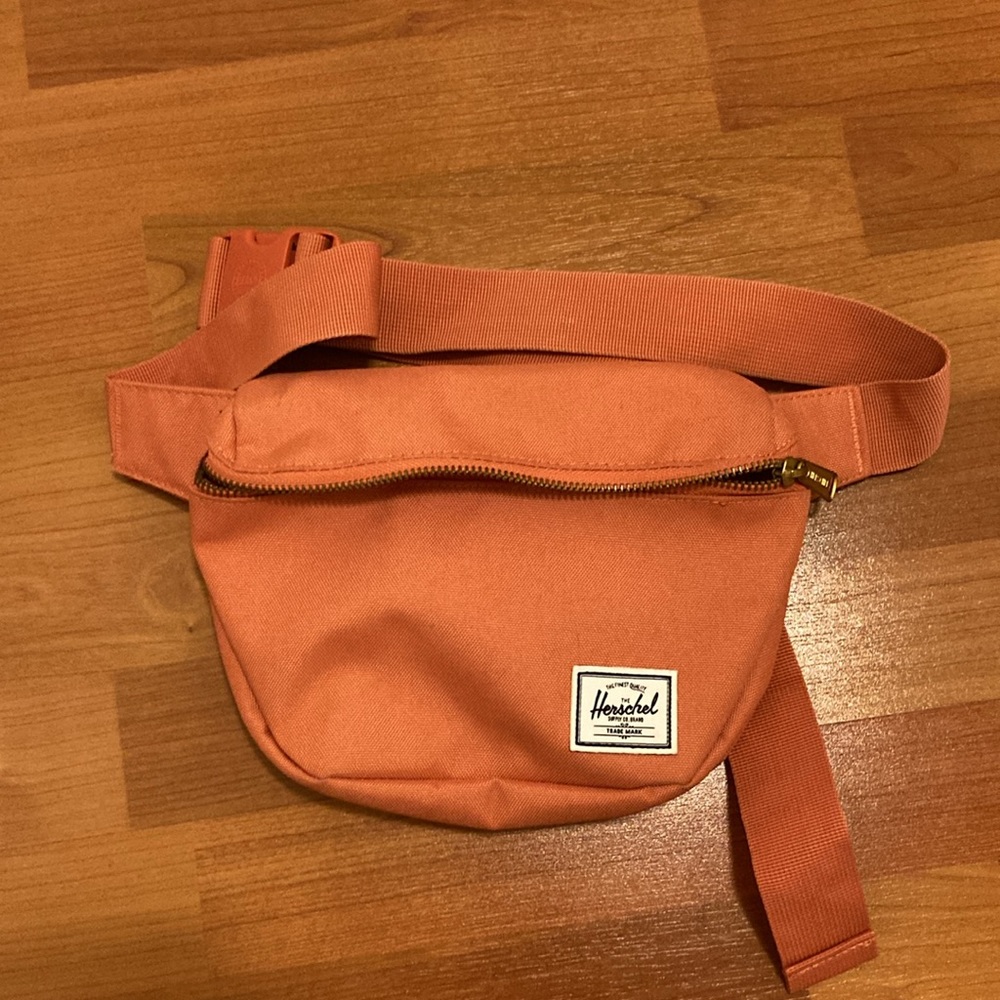 Herschel Supply Co. | Fifteen Hip Pack - Picture 4 of 6